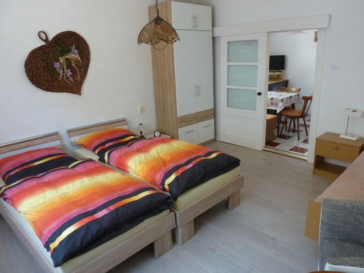 Schoene, Gemuetliche Wohnung Katzhutte Exterior foto
